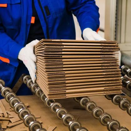Worker at corrugated box factory in Richmond VA